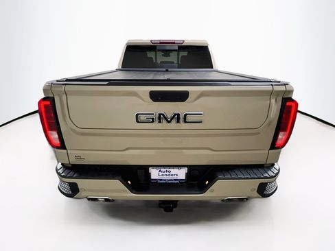 Used 2022 GMC Sierra 1500 Elevation w/ Elevation Premium Package AWD/4WD image 6