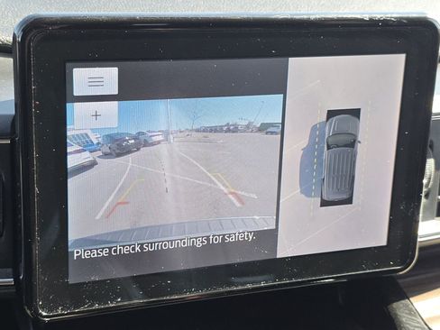 Used 2022 Ford Explorer Limited image 6