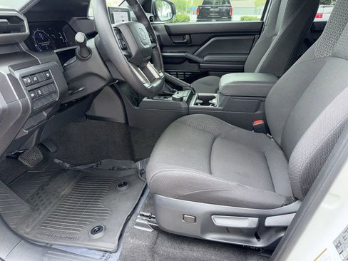 Used 2025 Toyota 4Runner SR5 image 14