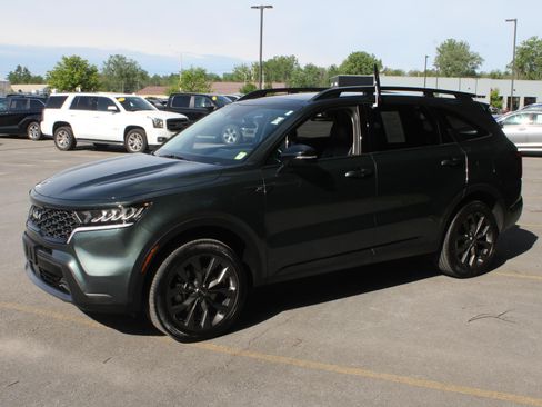 Certified 2023 Kia Sorento X-Line EX AWD/4WD image 5