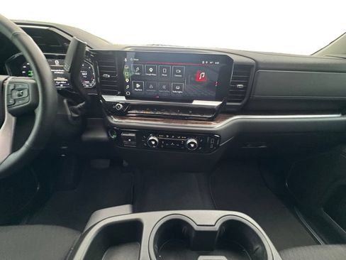 Used 2025 GMC Sierra 1500 Elevation RWD image 12