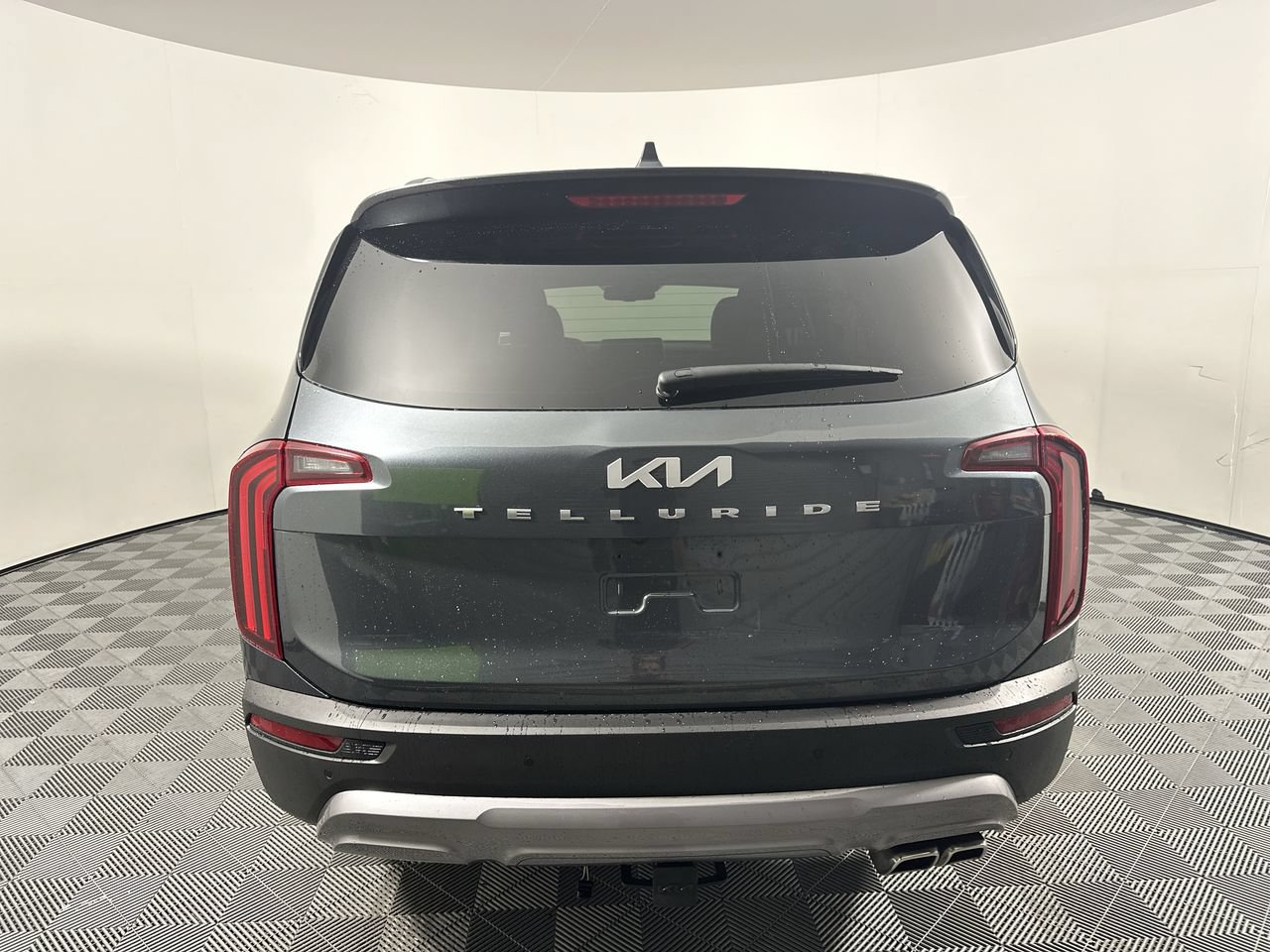 Used 2022 Kia Telluride EX w/ EX Premium Package FWD image 20