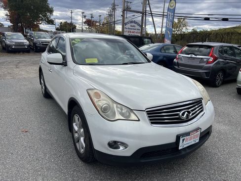 Used 2010 INFINITI EX35 Journey image 5