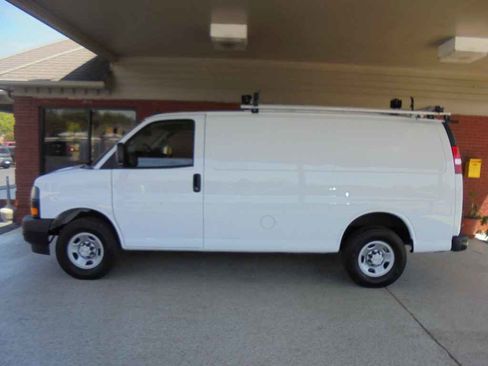 Used 2021 Chevrolet Express 2500 w/ Driver Convenience Package image 1