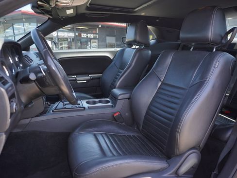 Used 2014 Dodge Challenger R/T Plus RWD image 23