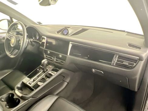 Used 2023 Porsche Macan S AWD/4WD image 35