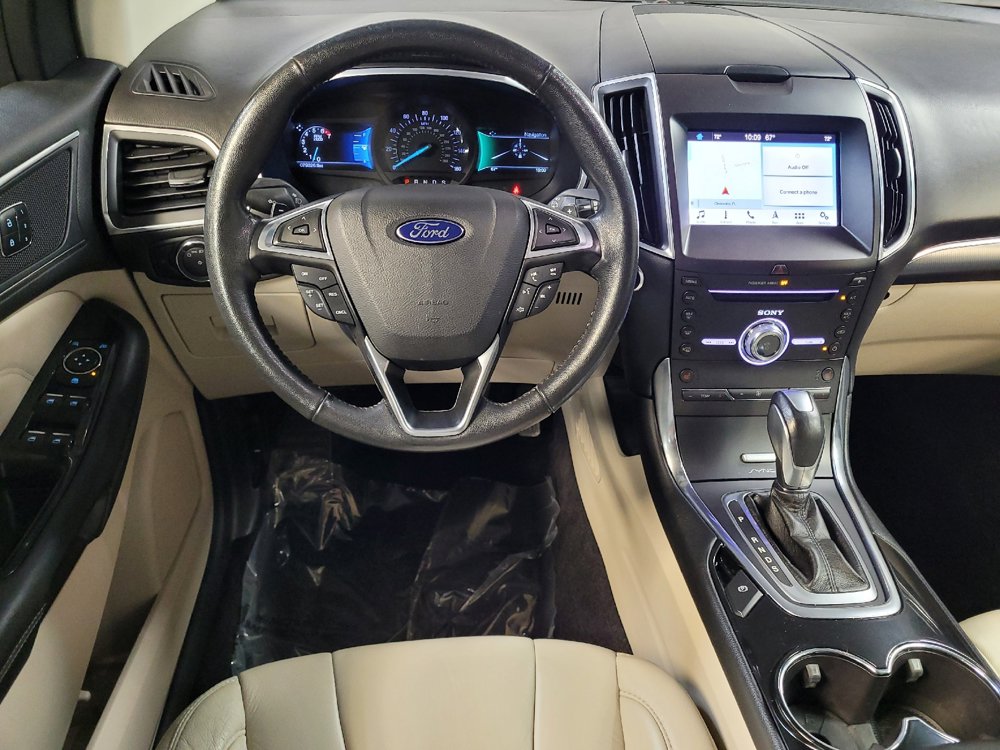 Used 2017 Ford Edge Titanium w/ Technology Package FWD image 22