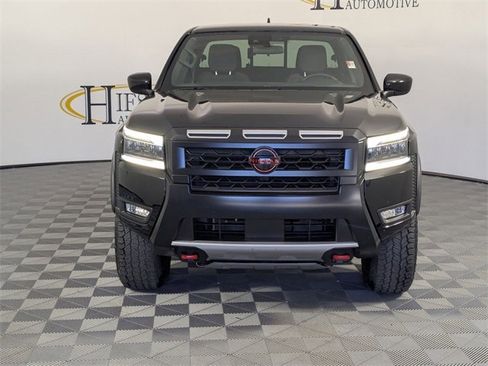 Used 2025 Nissan Frontier PRO-4X w/ Tow Package image 3