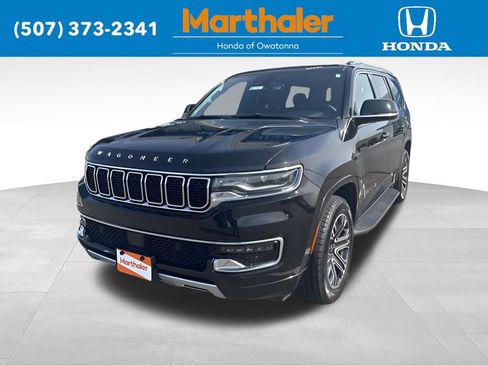 Used 2024 Jeep Wagoneer Series II w/ Flexible Seating Group AWD/4WD image 1