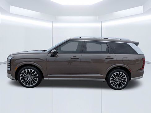 Certified 2026 Hyundai Palisade Calligraphy FWD image 7