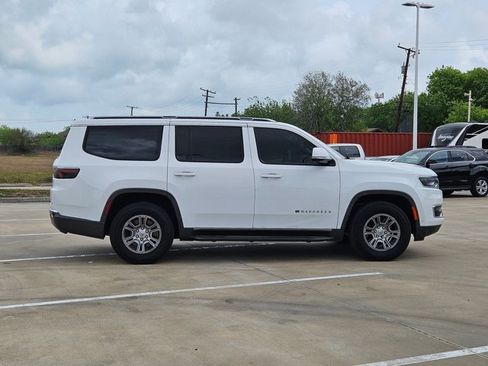 Used 2022 Jeep Wagoneer Series I w/ Convenience Group I image 3