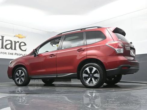 Used 2017 Subaru Forester 2.5i Premium w/ All-Weather Package AWD/4WD image 55