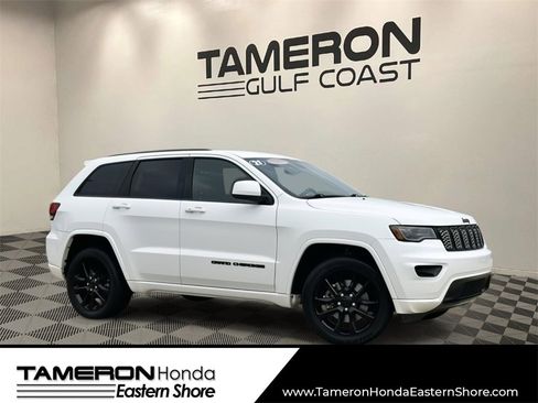 Used 2021 Jeep Grand Cherokee Laredo X image 1