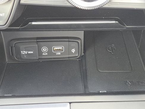 Used 2020 Genesis G70 3.3T w/ Prestige Package image 12