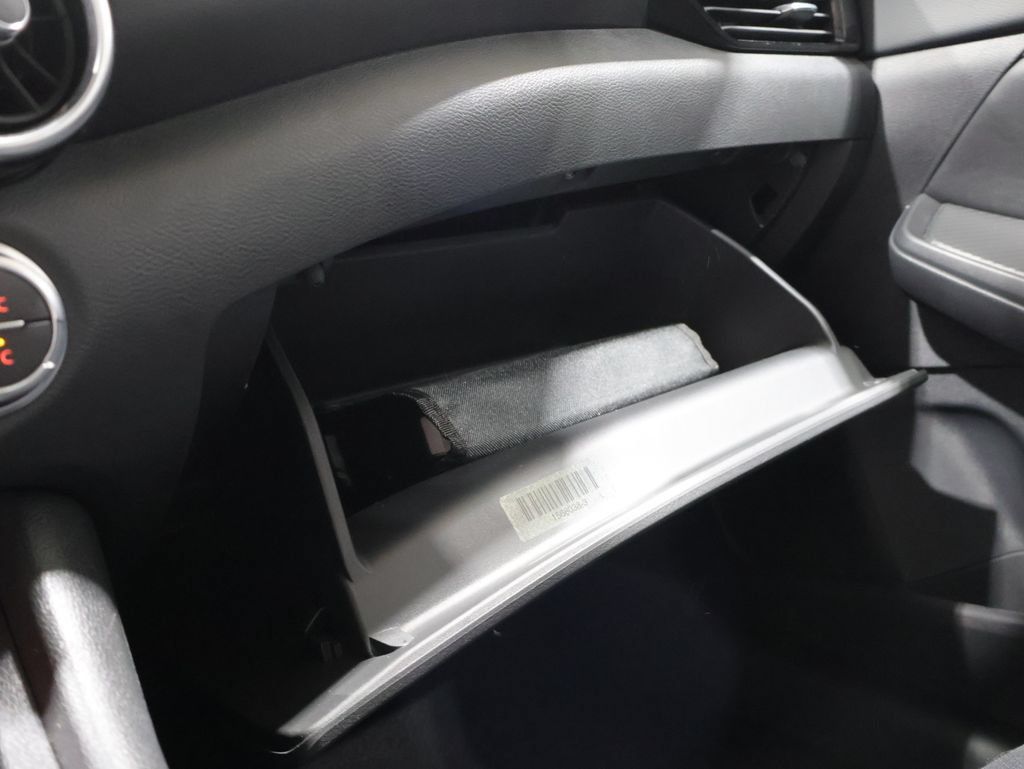 Used 2025 Nissan Sentra SV w/ All-Weather Package FWD image 31