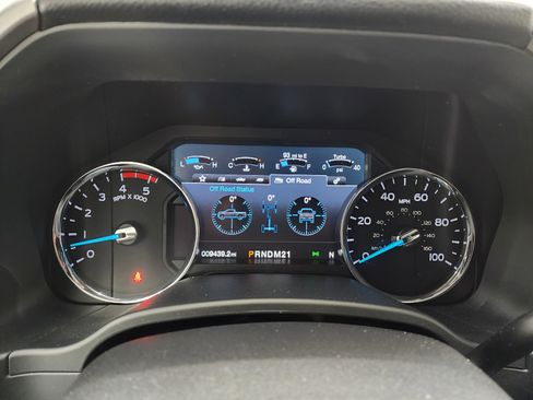 Used 2019 Ford F350 Lariat w/ Chrome Package image 10