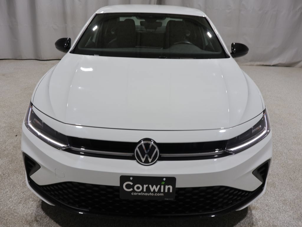 Used 2025 Volkswagen Jetta Sport FWD image 8