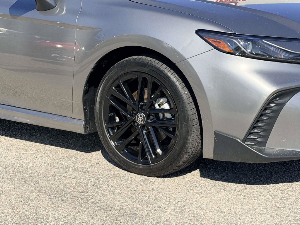 Certified 2025 Toyota Camry SE FWD image 25