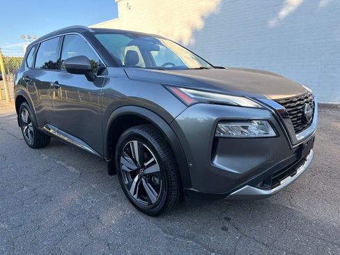 Used 2021 Nissan Rogue Platinum AWD/4WD image 8