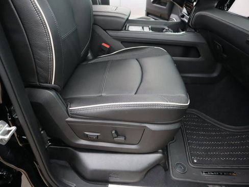 New 2026 RAM 2500 Limited image 13