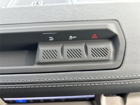 New 2025 Ford Bronco Outer Banks image 24