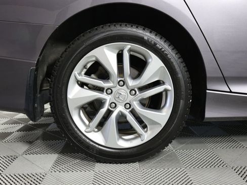 Used 2018 Honda Accord LX image 7