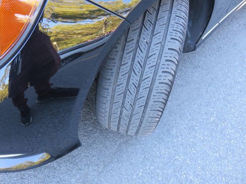 Used 2014 Mercedes-Benz E 350 E 350 Sport 4MATIC AWD 4dr Sed image 28