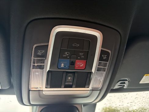 Used 2021 RAM 1500 Limited AWD/4WD image 22