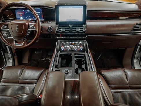 Used 2021 Lincoln Navigator L Black Label w/ Special Edition Package image 26