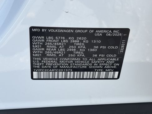 Certified 2026 Volkswagen Atlas Cross Sport SEL Premium R-Line AWD/4WD image 39