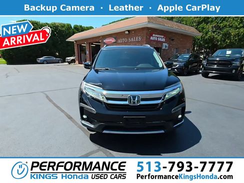 Used 2020 Honda Pilot Touring image 1