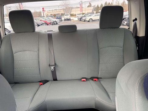 Used 2017 RAM 1500 Express image 38