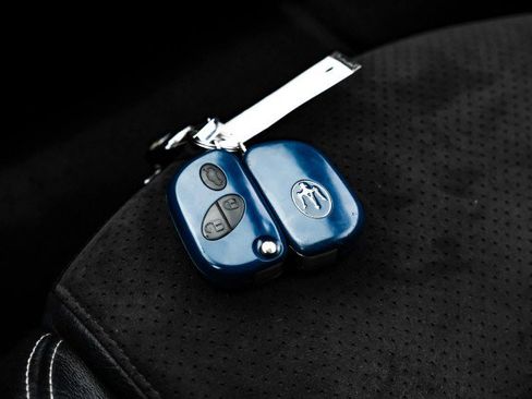 Used 2013 Maserati GranTurismo Sport image 55