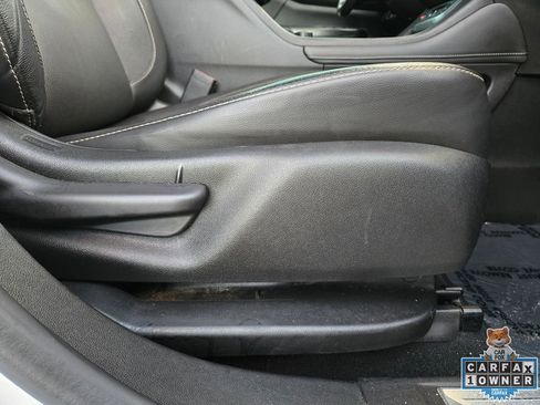 Used 2020 GMC Acadia SLT w/ Driver Alert Package II image 55