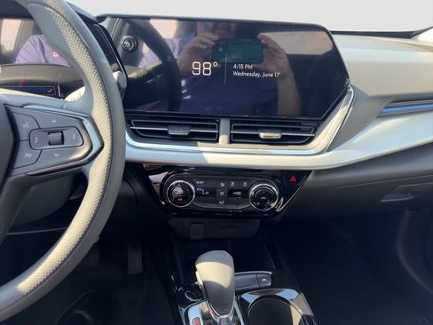 New 2026 Chevrolet Trax LT FWD image 15