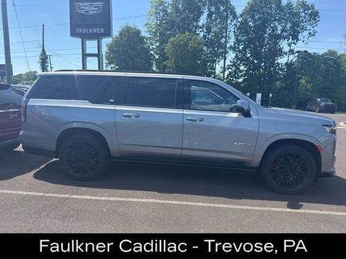 Used 2024 Cadillac Escalade ESV V w/ LPO, Floor Liner Package AWD/4WD image 2
