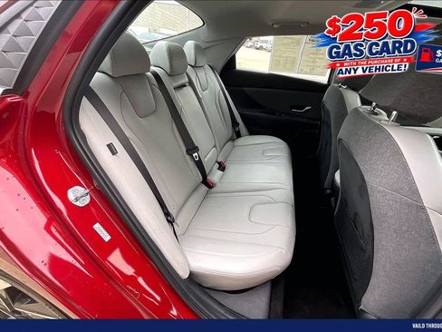 Used 2024 Hyundai Elantra Limited FWD image 27