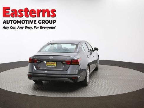 Used 2024 Nissan Altima 2.5 S image 38