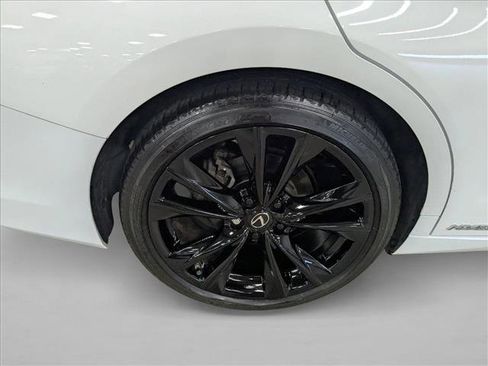 Used 2022 Lexus ES 300h F Sport image 24