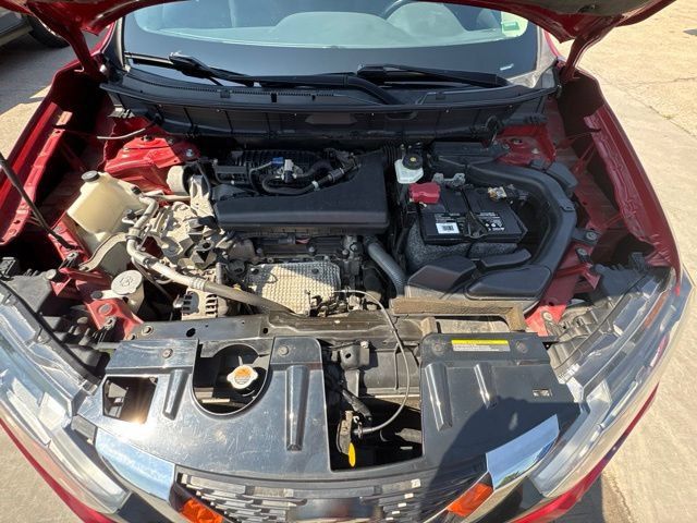 Used 2018 Nissan Rogue SV AWD/4WD image 10