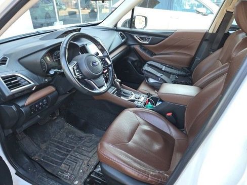 Used 2020 Subaru Forester Touring image 12