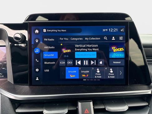 New 2026 Subaru Outback Premium w/ Premium/Limited Package 2 AWD/4WD image 24