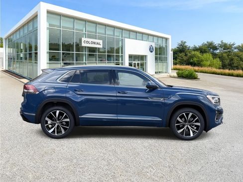 New 2026 Volkswagen Atlas Cross Sport SEL Premium R-Line image 5