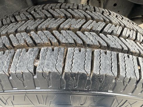 Used 2012 Ford E-250 and Econoline 250 w/ Insulation Pkg image 11