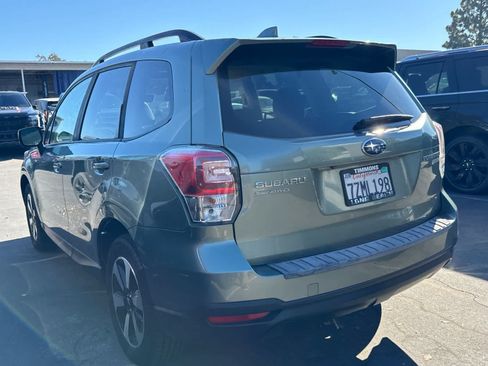 Used 2017 Subaru Forester 2.5i Premium AWD/4WD image 6