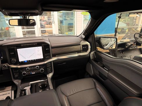 Used 2024 Ford F150 Lariat w/ Equipment Group 502A High AWD/4WD image 33