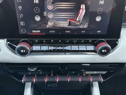 New 2026 GMC Canyon AT4X image 27