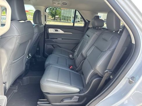 New 2026 Ford Explorer Active w/ Active Comfort Package AWD/4WD image 10