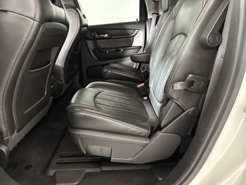 Used 2015 Chevrolet Traverse LTZ image 23