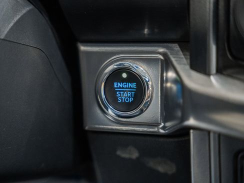 Certified 2023 Ford F150 Lariat image 33